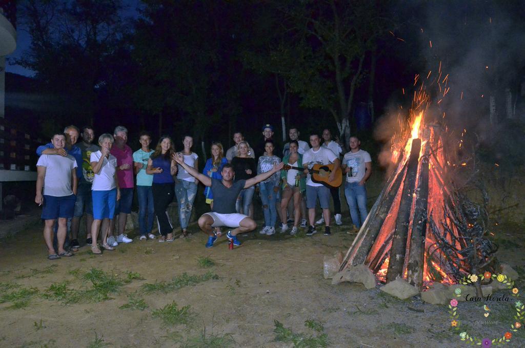 Pensiunea Casa Florela Capusu Mic Esterno foto